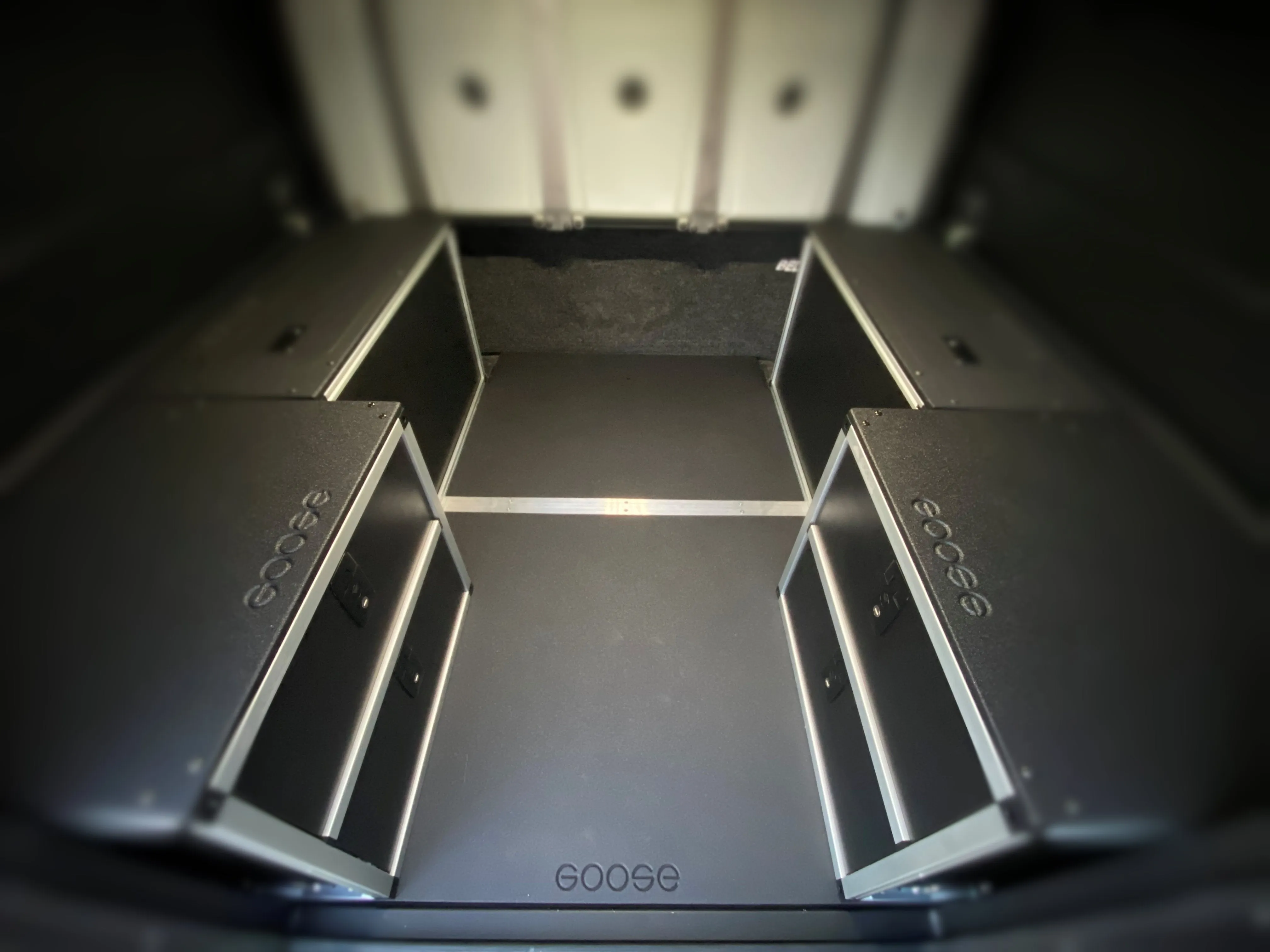 ALU-CAB CANOPY CAMPER V2 - CHEVY COLORADO/GMC CANYON 2015-PRESENT 2ND GEN. - BED PLATE SYSTEM - 5' BED