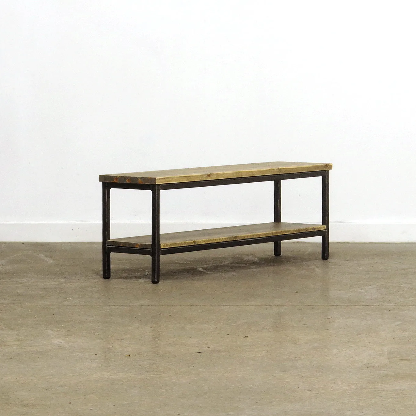 Bench Nº 2 - Gun Metal / Pine