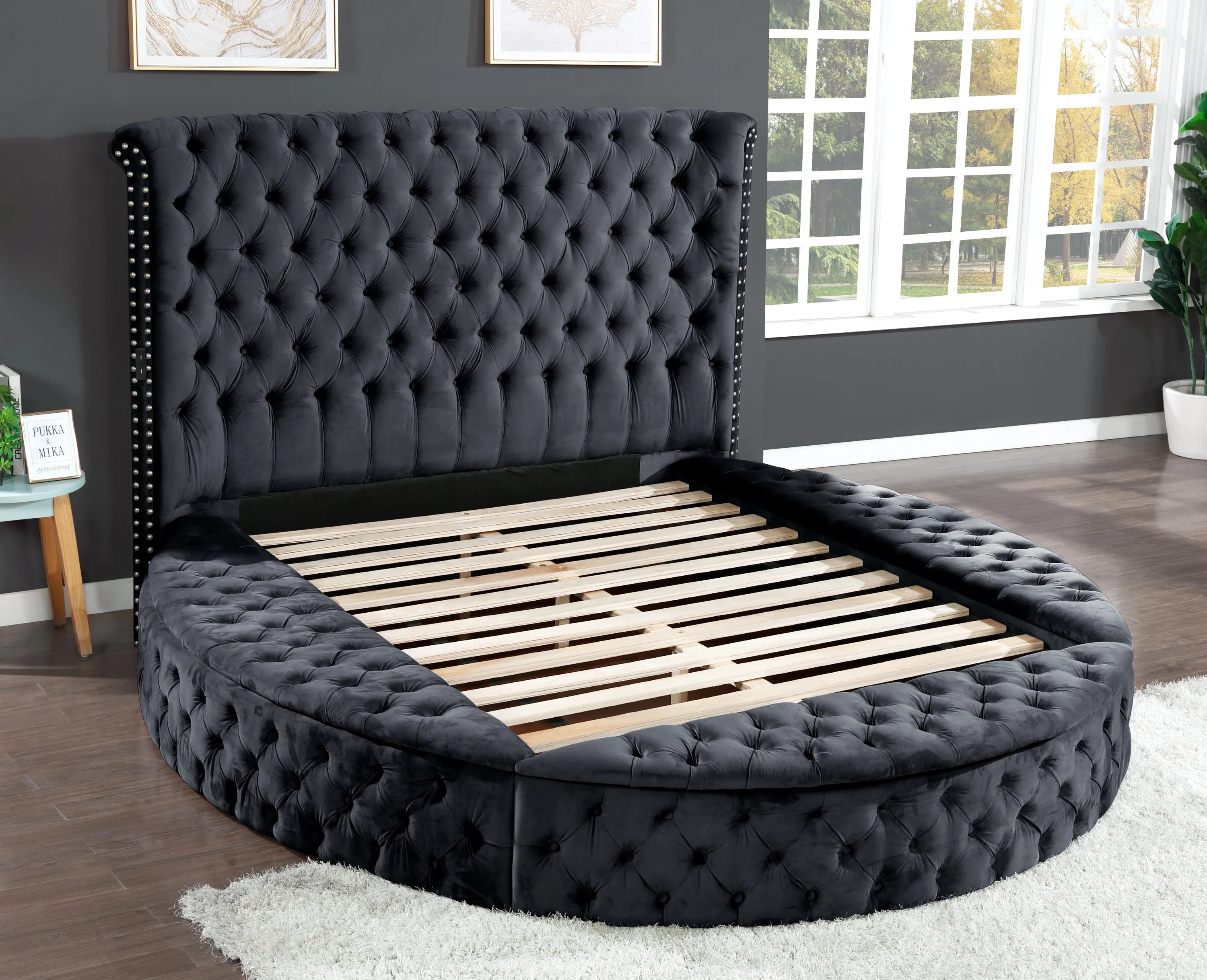 Carl Queen Round Bed Black with Bluetooth Speaker