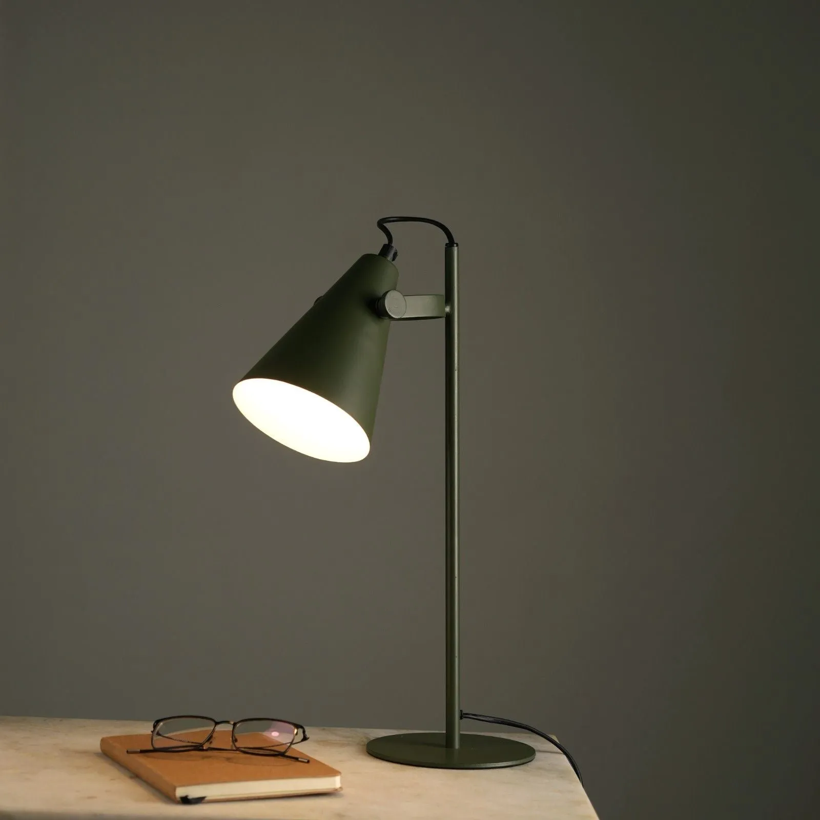 Fika Task Table Lamp