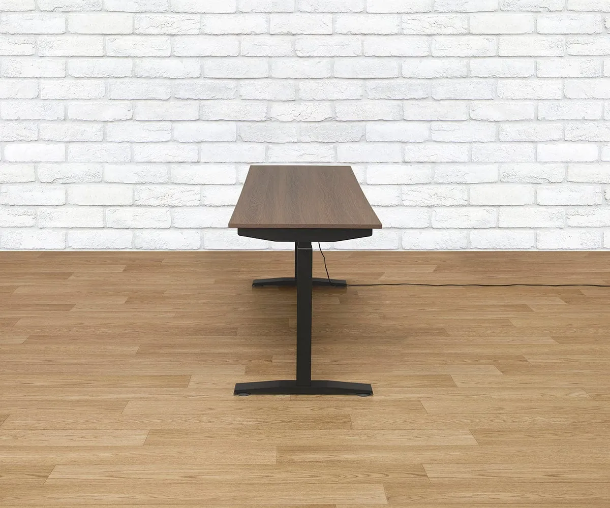 Inari Sit Stand Desk