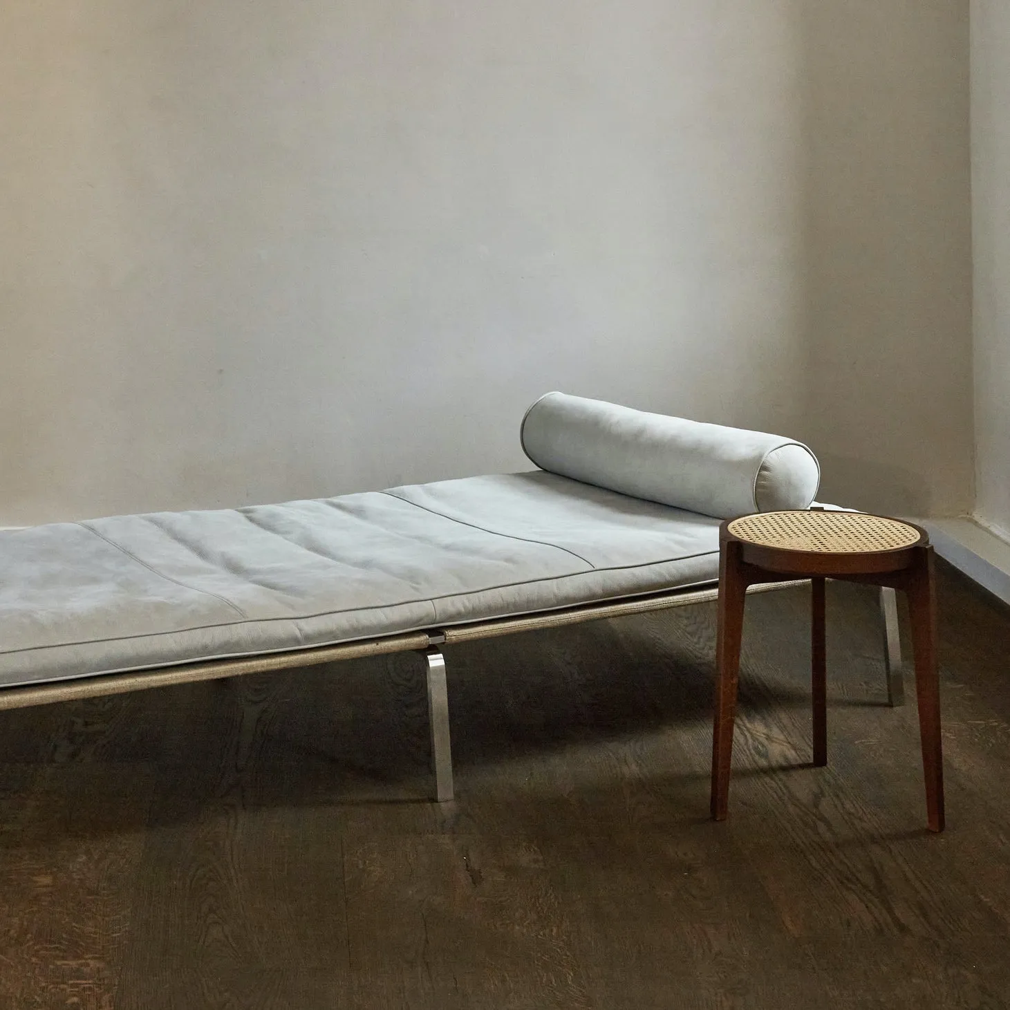 Man Daybed