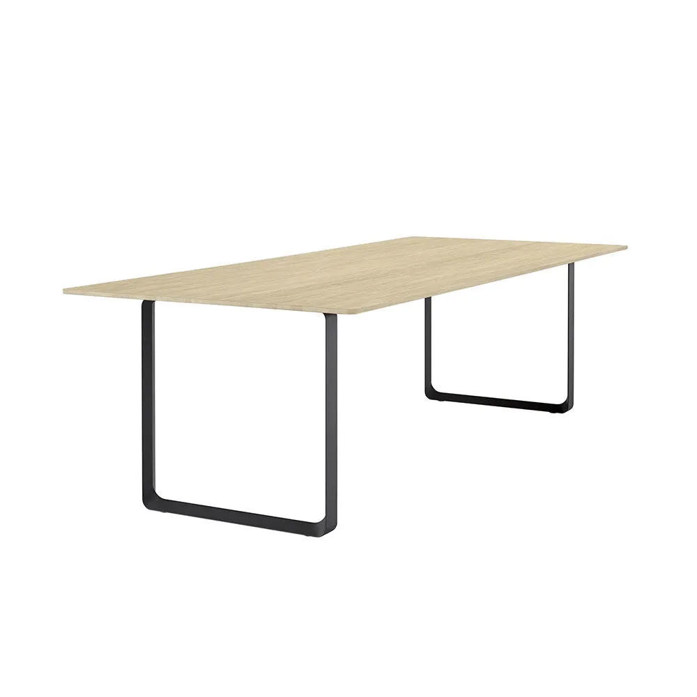 muuto | 70/70 table | solid oak   black base 225x90cm