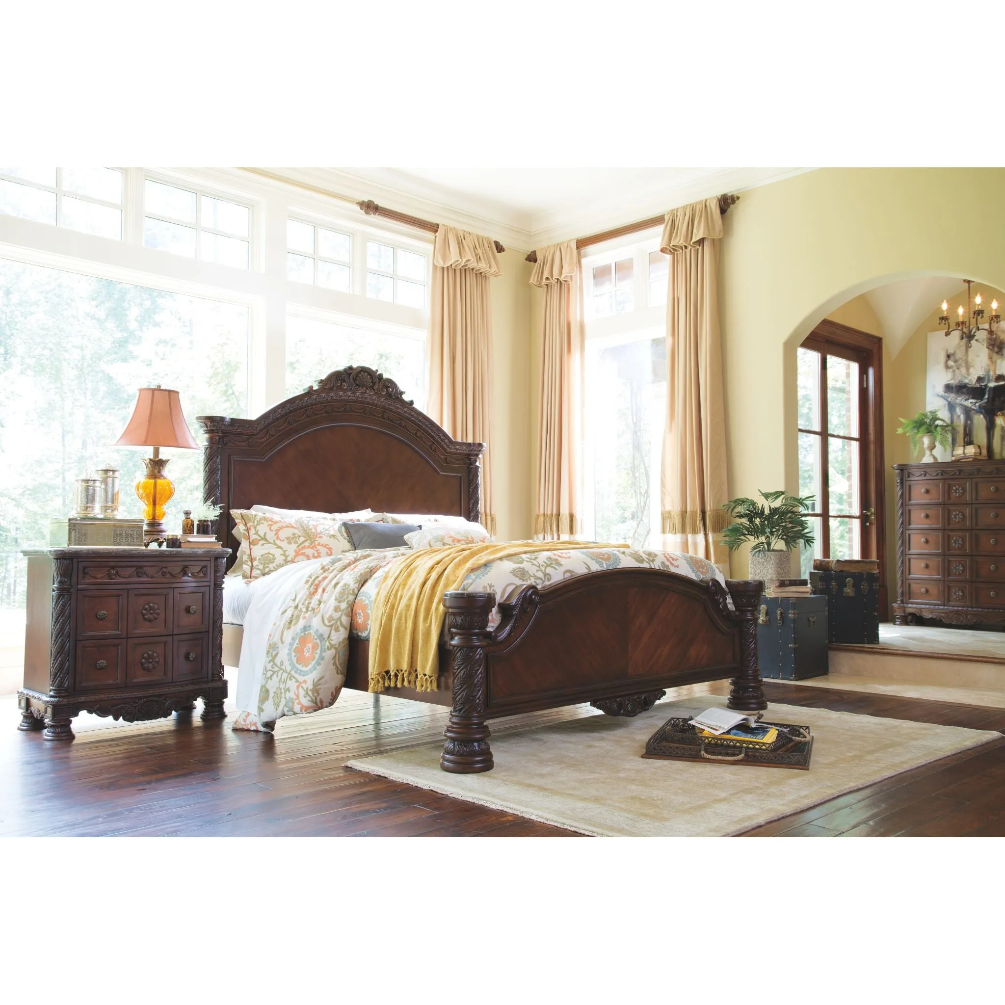 North Shore 3 Piece Panel Bed