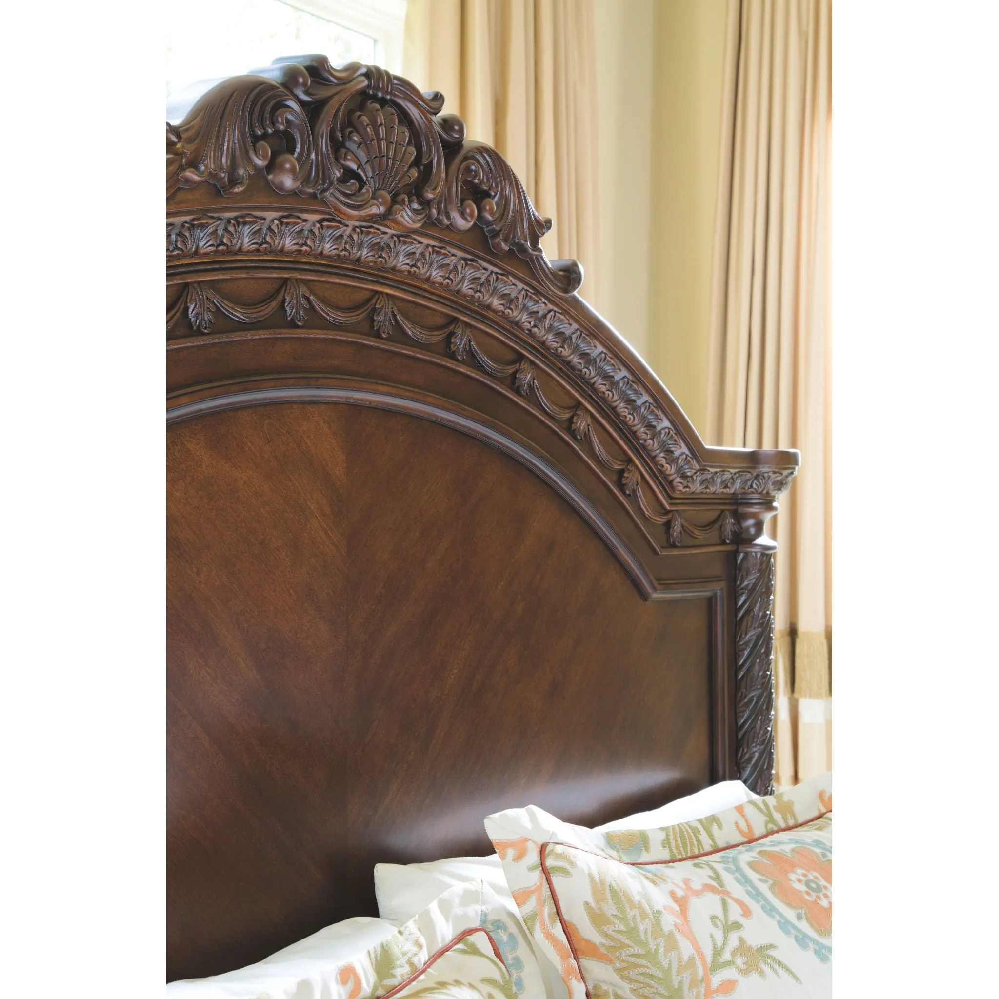 North Shore 3 Piece Panel Bed