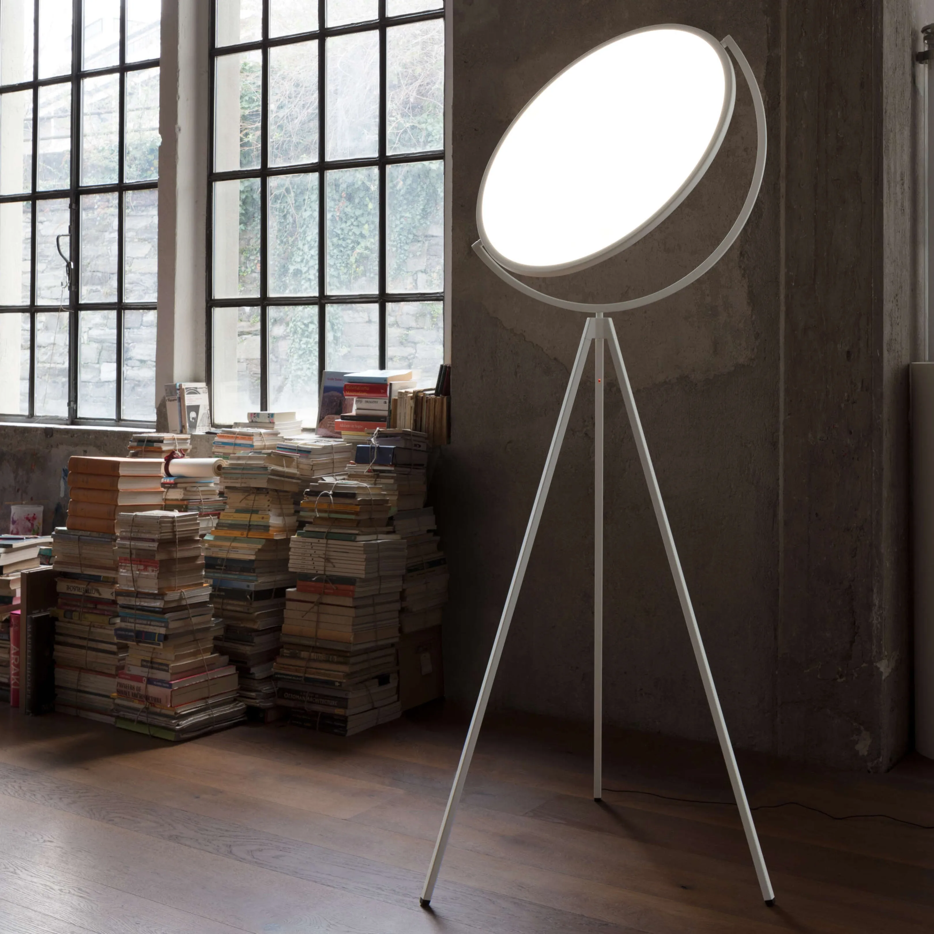 Superloon Floor Lamp