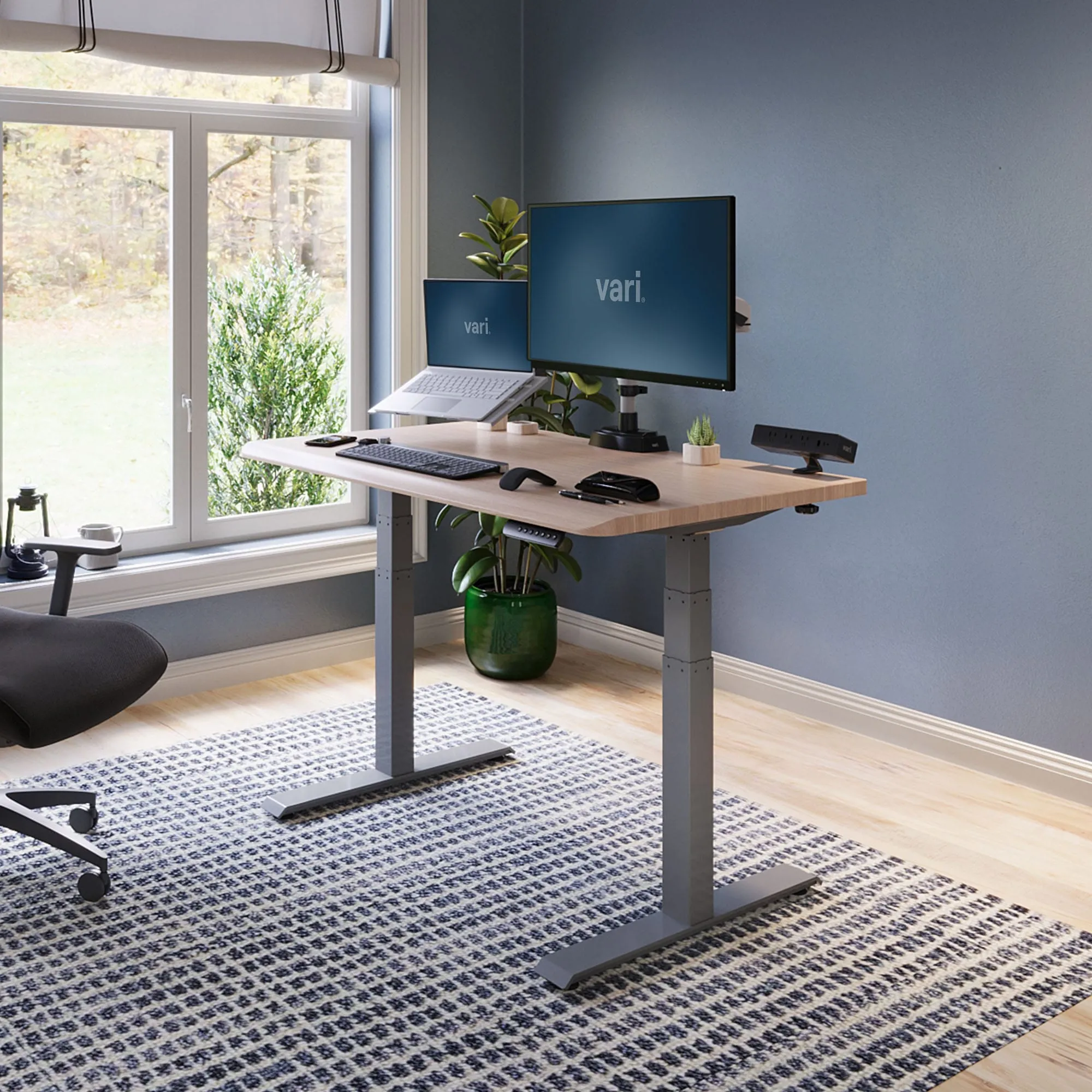 Vari® Electric Standing Desk 48x30 with Comfort Edge™