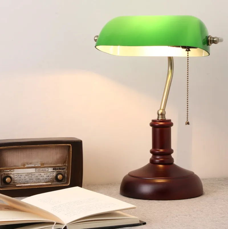 Vintage Bankers Lamp in Green